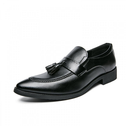 Temperament Retro Sculpted Tassel Loafers