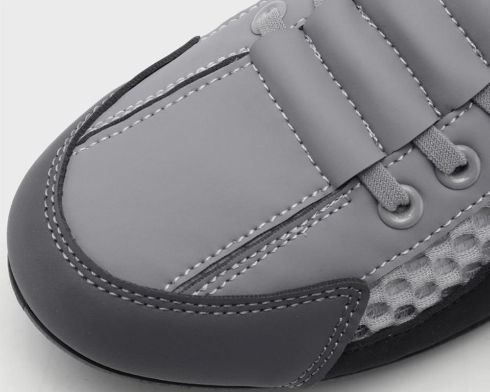 Breathable Ultra-thin Tennis Shoes